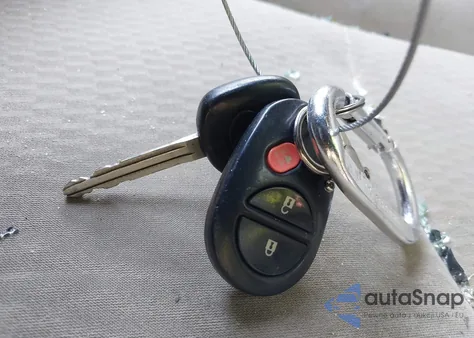 2010 Toyota Highlander Base V6 из США, поврежденный, VIN 5TDZK3EH0AS023732